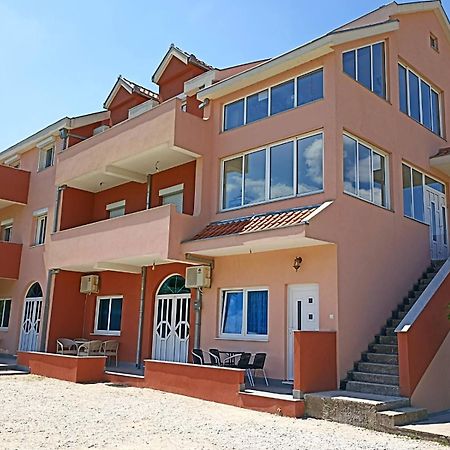 Apartmani Slado 트레빈예 외부 사진